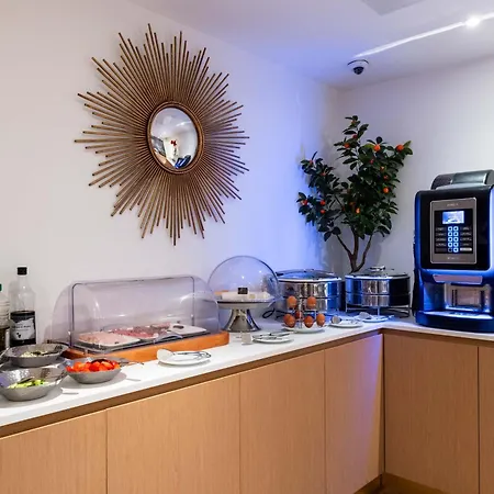 Acadia - Astotel Hotel París