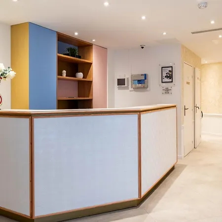 Acadia - Astotel Hotel