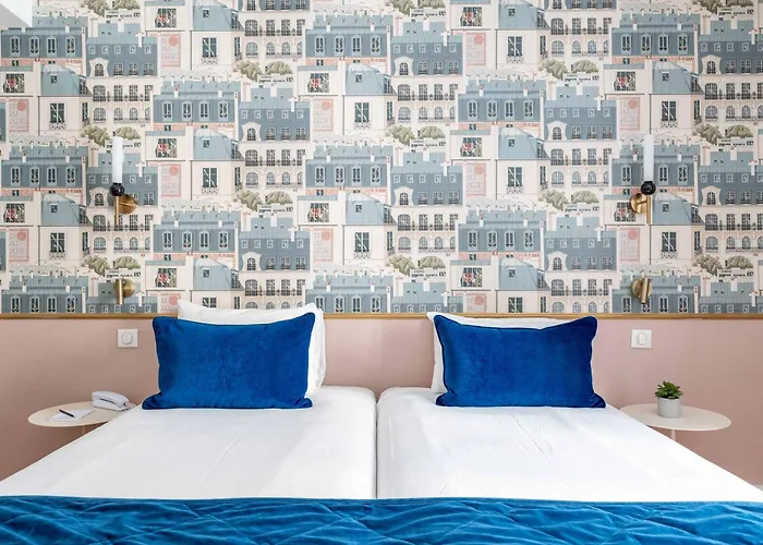 Acadia - Astotel מלון 3*