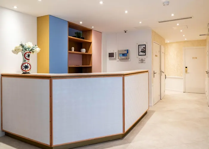 Acadia - Astotel מלון