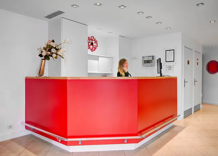 Acadia - Astotel מלון 3*