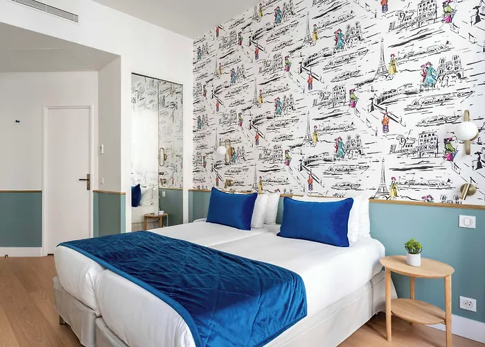 מלון Acadia - Astotel 3*