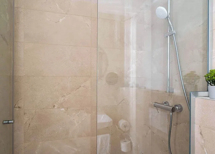 Acadia - Astotel Hotel